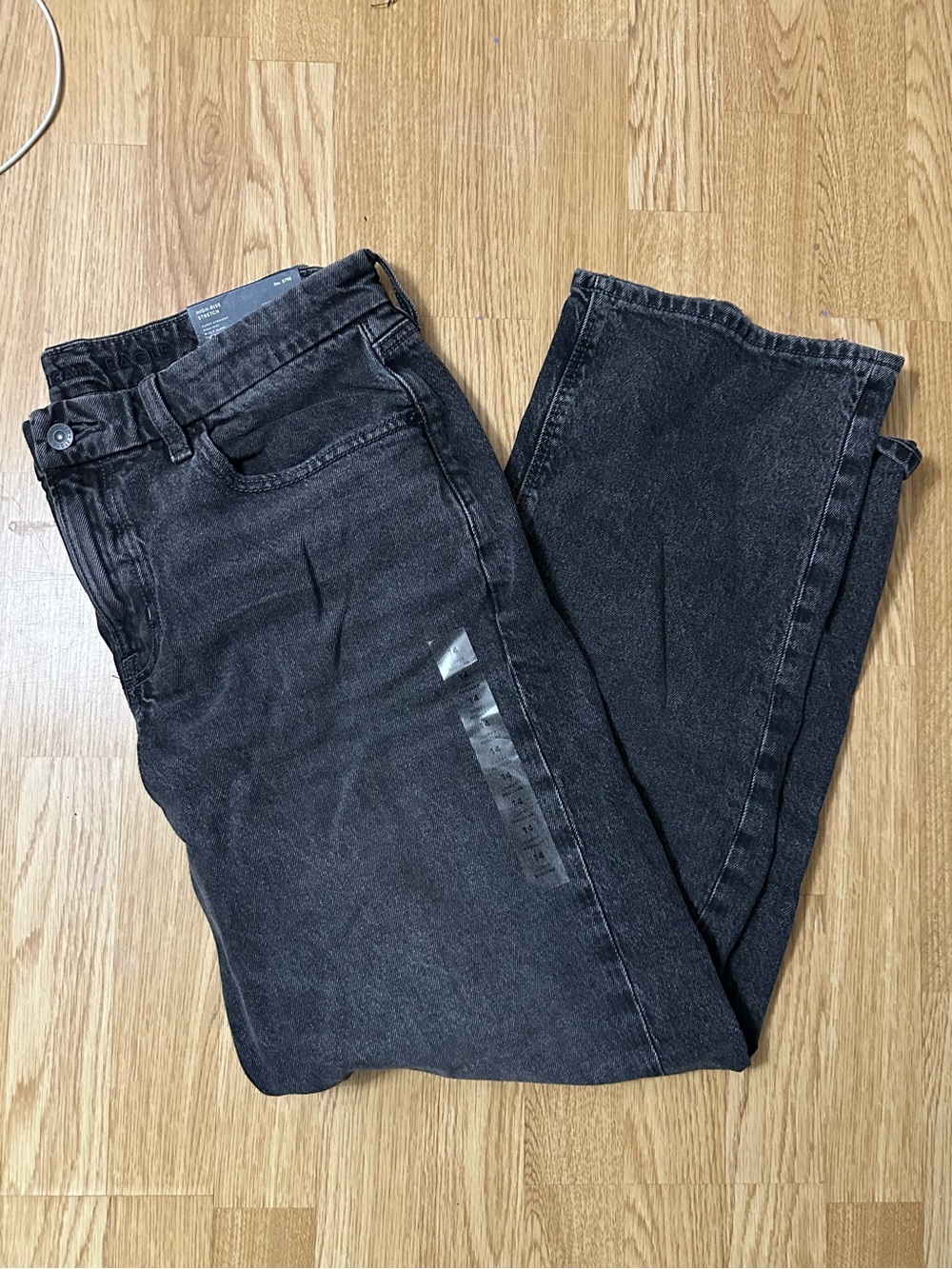 NWT American Eagle High-Rise Curvy Straight Jeans Black Wash - Size 14